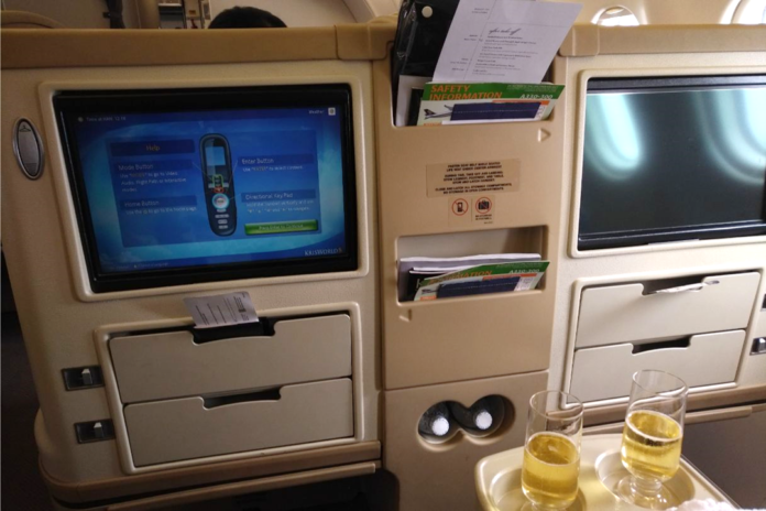 Review Singapore Airlines A330 Business Class Hanoi To Singapore The Milelion