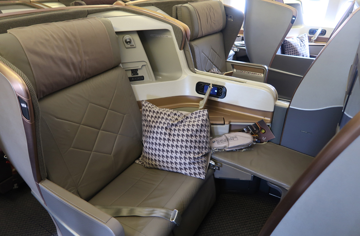 Singapore Airlines 2013 Business Class Seat