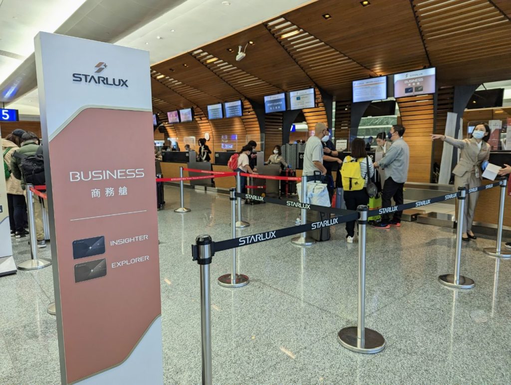 Review: STARLUX Airlines A330neo Business Class (TPE-SIN) - The MileLion
